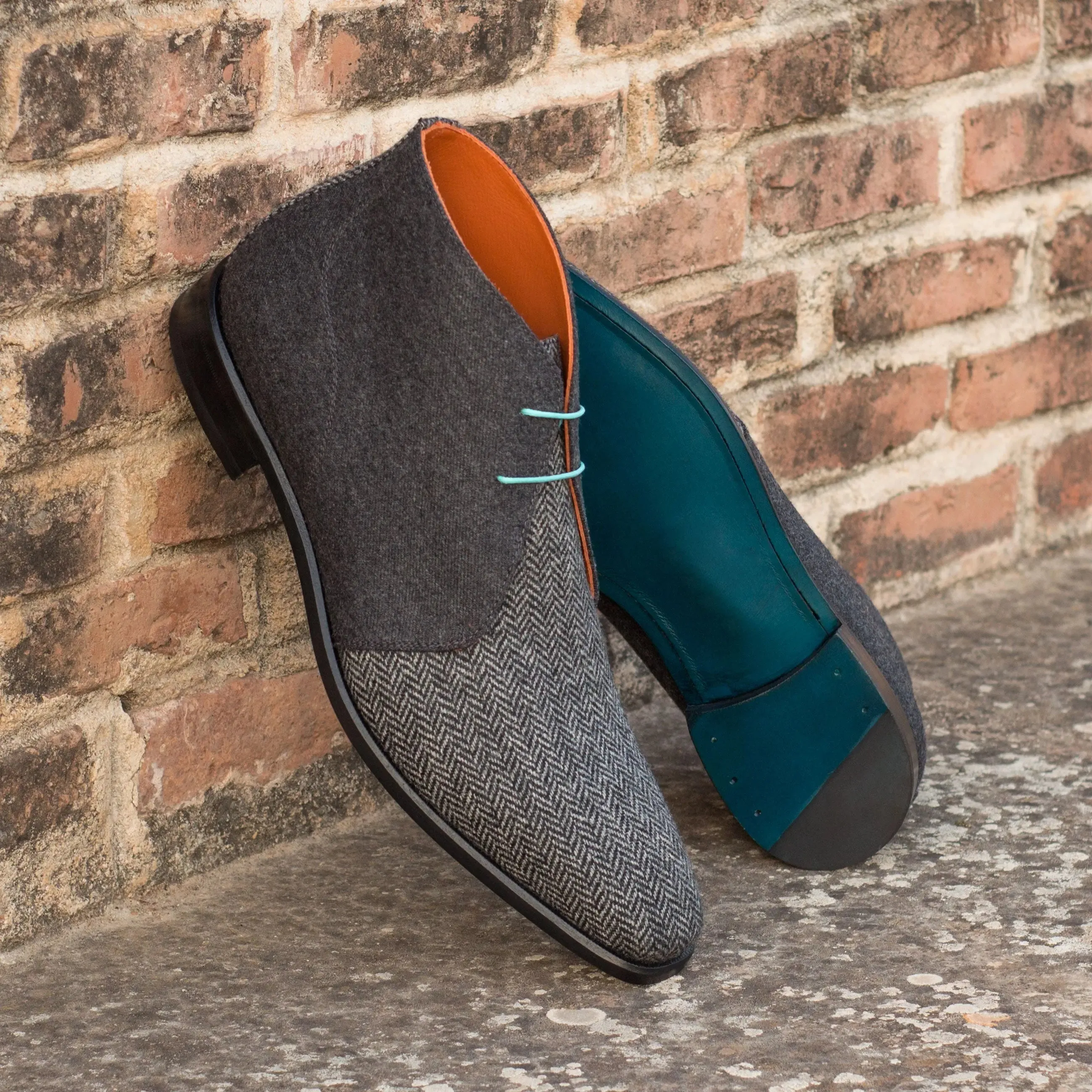 DapperFam Vivace in Dark Grey / Herringbone Men's Flannel & Sartorial Chukka