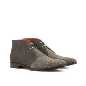 DapperFam Vivace in Dark Grey / Herringbone Men's Flannel & Sartorial Chukka