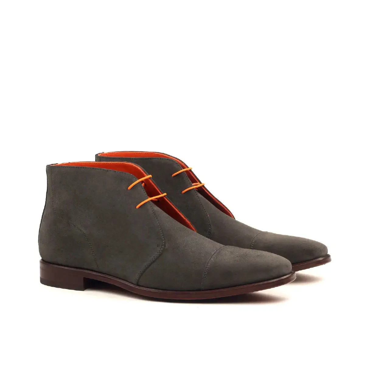 DapperFam Vivace in Grey / Navy Men's Lux Suede Chukka