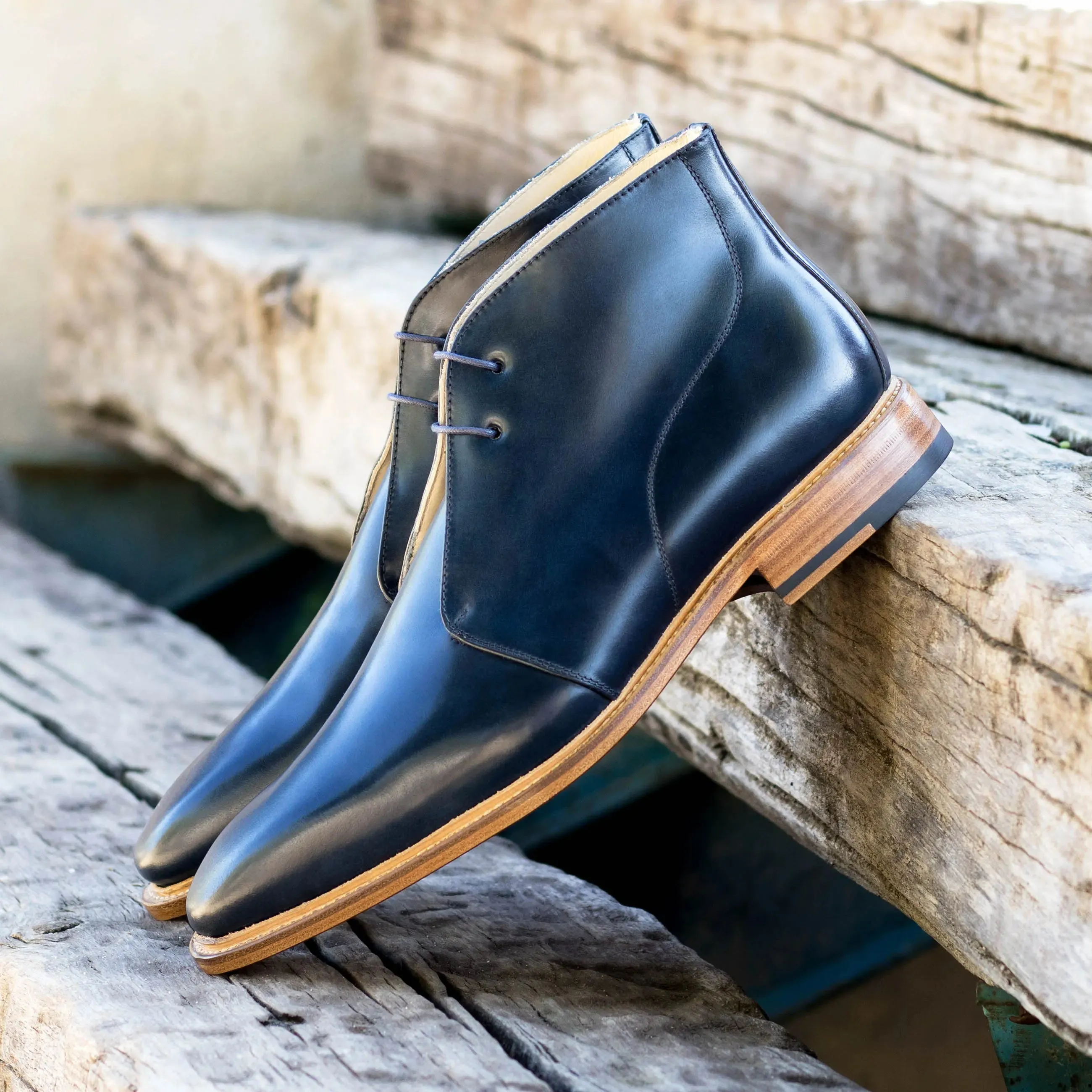 DapperFam Vivace in Navy Men's Italian Cordovan Leather Chukka